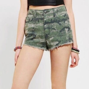 BDG Camo High Rise Dree Cheeky Shorts ~ A473